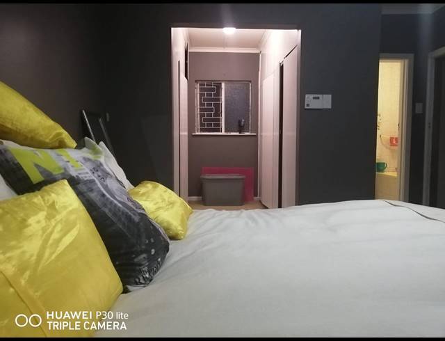 3 bed property to rent in BEACONHURST